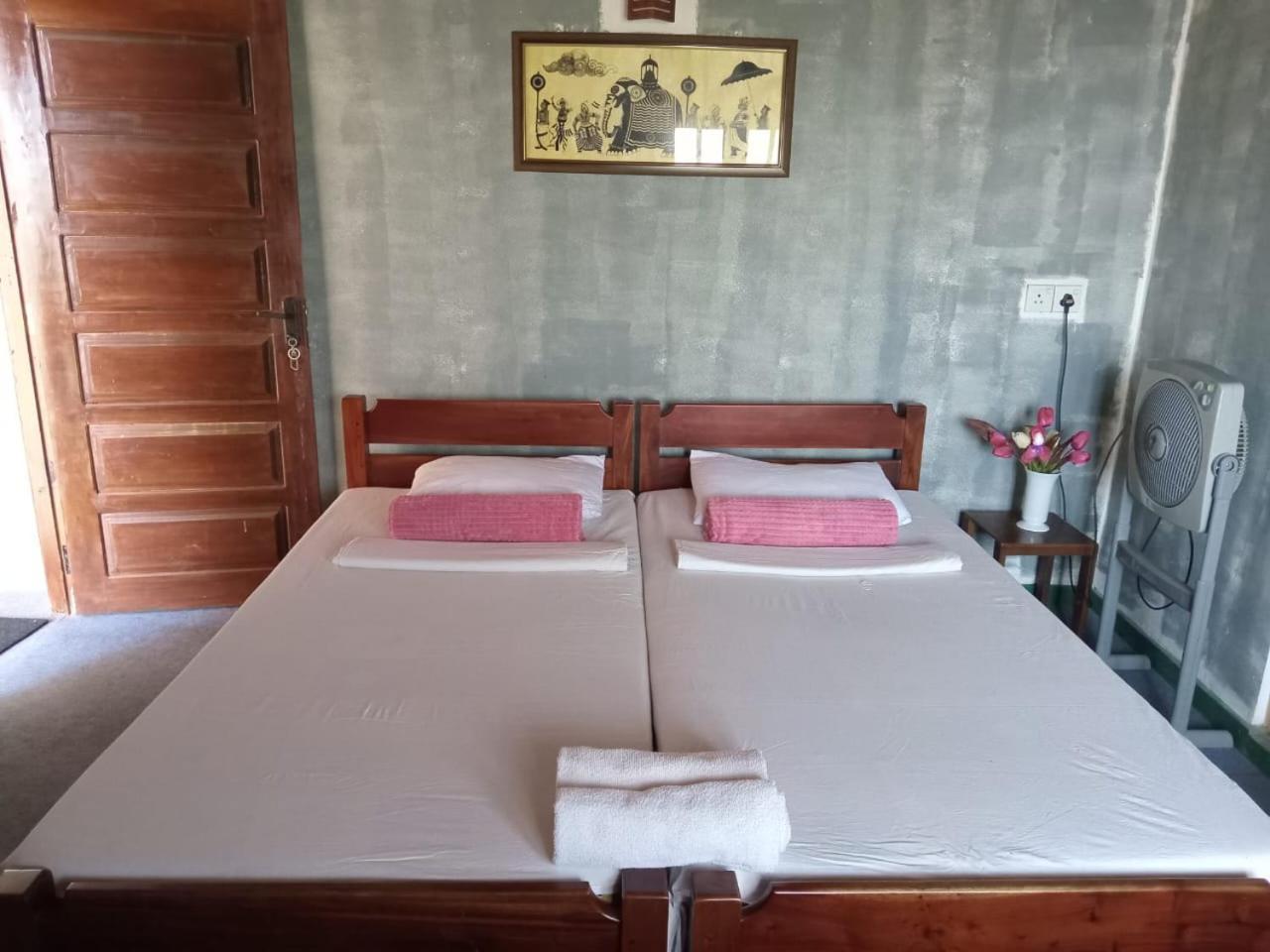 Jily Stay Kandy Exterior foto